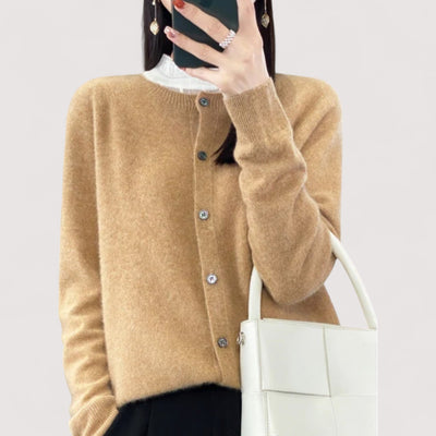 Darija™ – Weiche Strickjacke mit Knöpfen